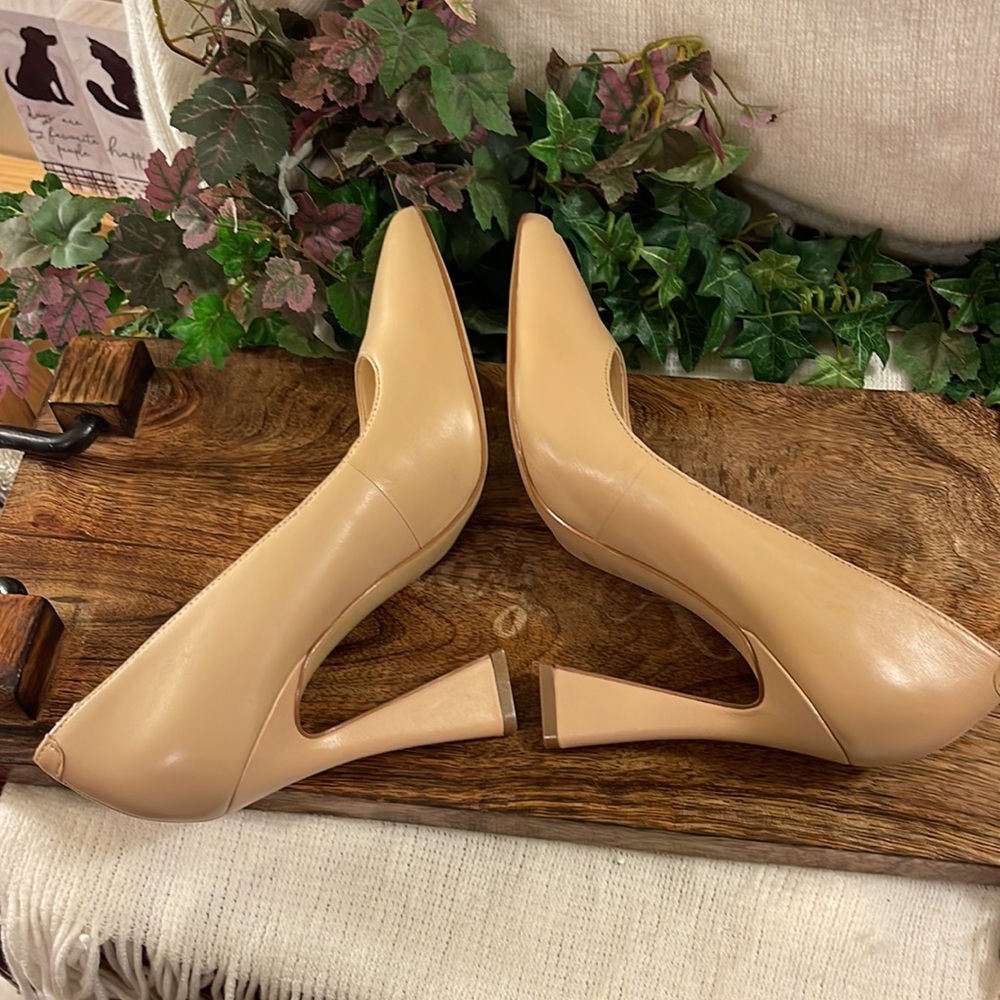 Nine West Trendz Pointy Toe Pump NIB - Picture 3 of 5